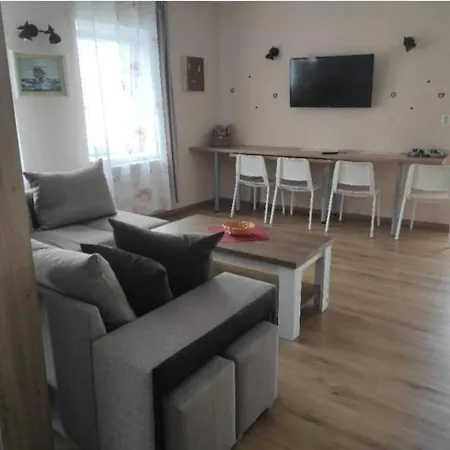 Bellaciaoapartment アパート *